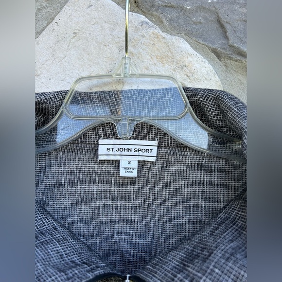 St. John Sport Marie Gray Top Sz S Linen Blend Sporty Quiet Luxury Preppy Classy - Picture 3 of 5